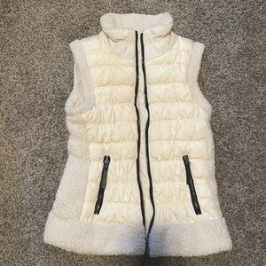 Calvin Klein Puff Vest - Women’s MD
